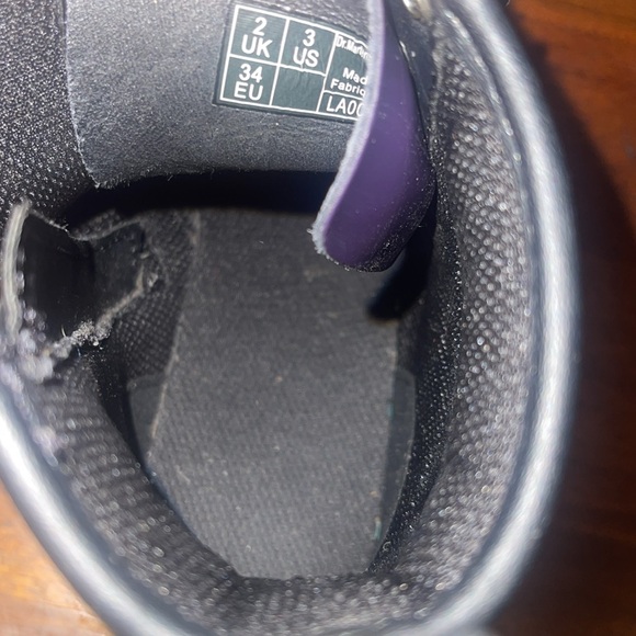 Dr. Marten Youth 1460 Purple Zip/Lace Boots. U.S. 3. - Picture 13 of 16